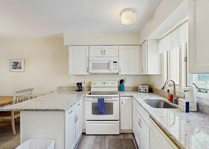 Sea Colony - 8406 Racquet